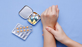 尿酸偏高不控制会出现哪些情况？